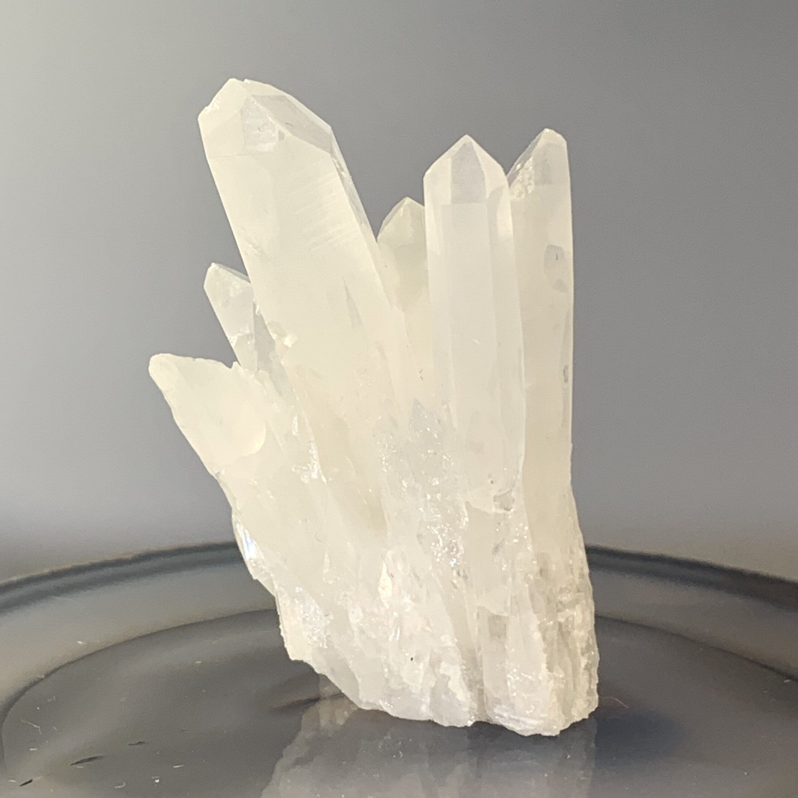 Quartz (milky) self-standing cluster, small display piece, healing crystal - Image 4