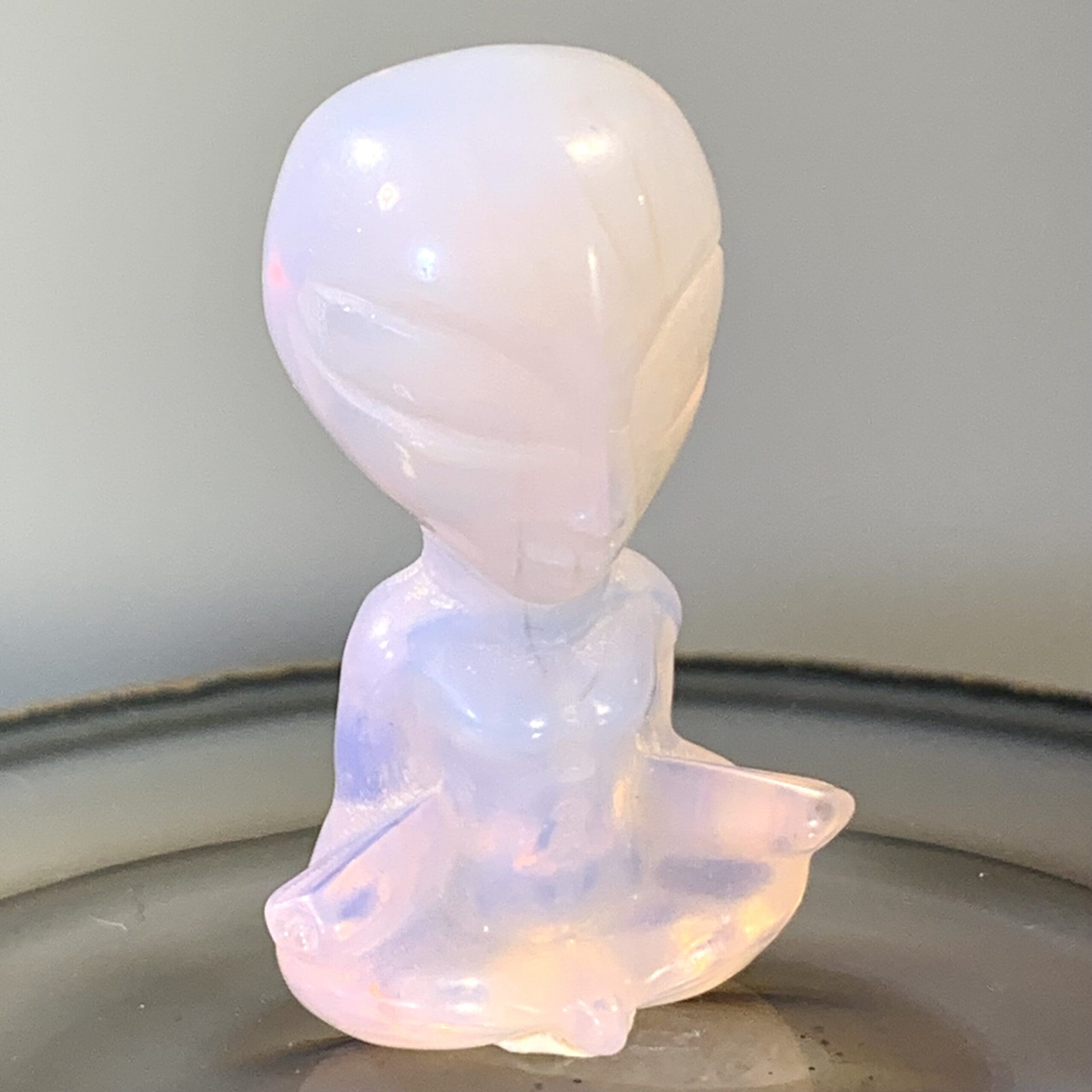 Opalite (pink) meditating androgenous alien figurine healing crystal - Image 7