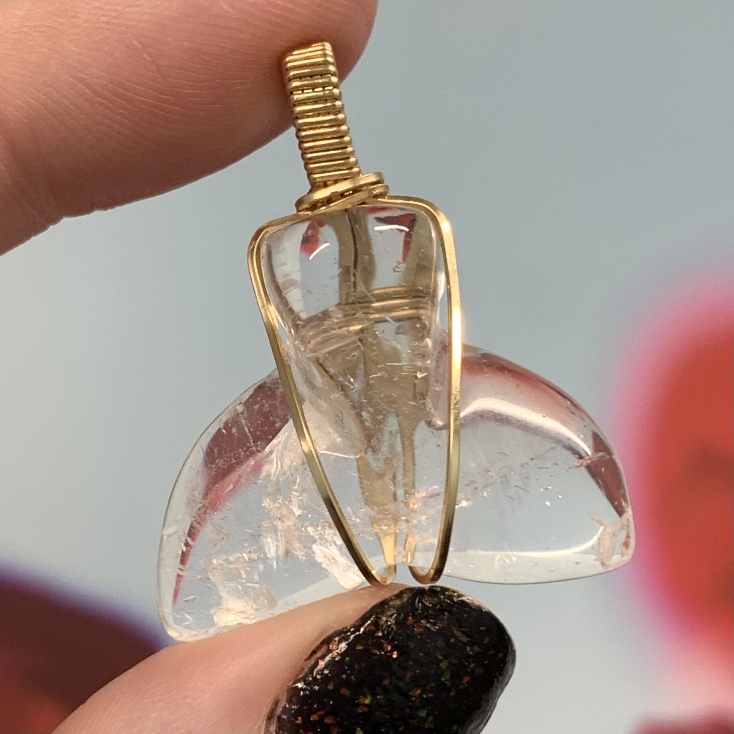 Quartz (clear) exquisite 'whale tail' GF wrapped pendant healing crystal - Image 3
